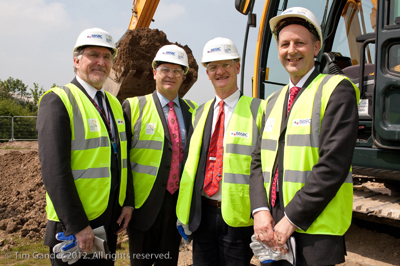 Group photo featuring David Willetts MP