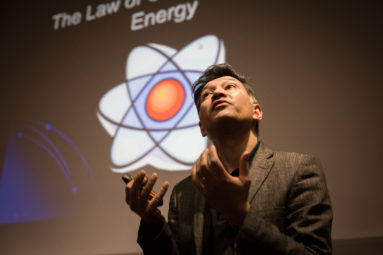 Bath Taps into Science family talk at Chancellors Building lecture theatre by Professor Saiful Islam with an interactive science exhibition in the foyer beforehand. Children and their parents enjoy an evening of science at University of Bath.